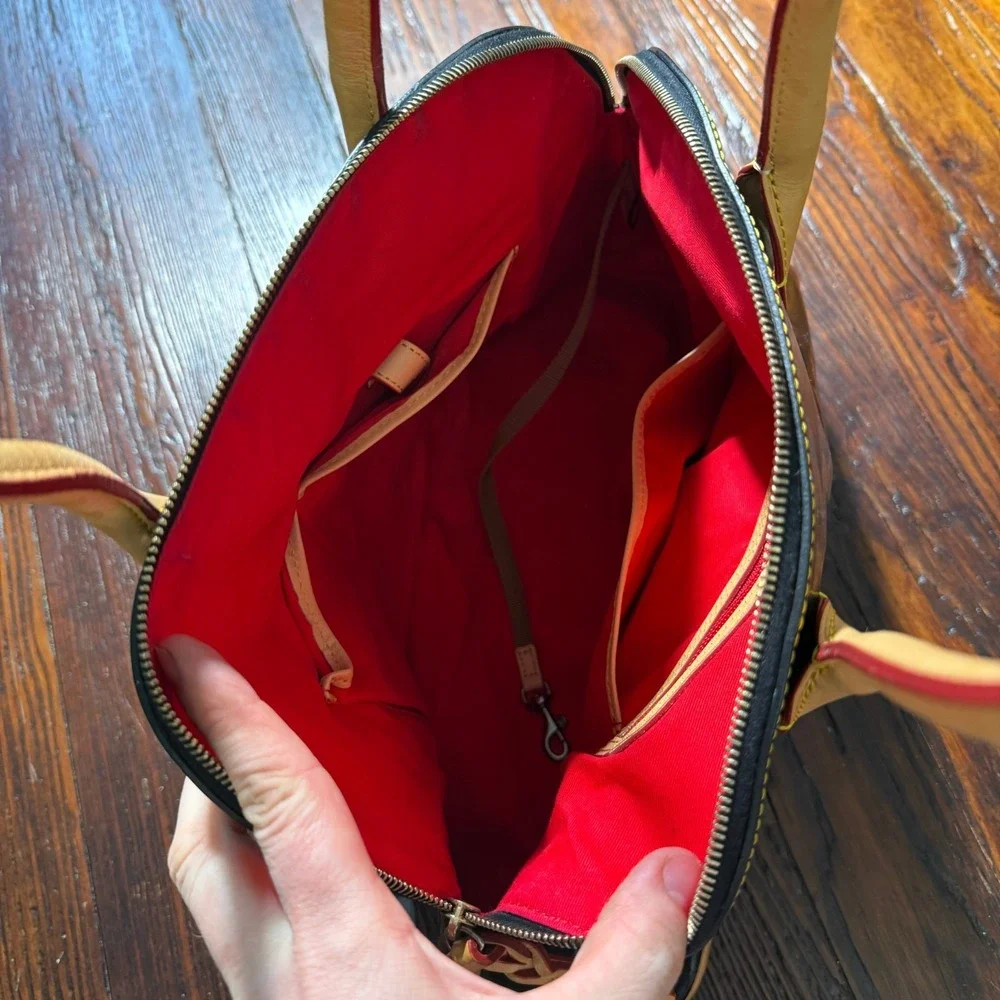 Vintage Dooney & Bourke Purse Glossy‎ Black Brown Leather Hobo Bag